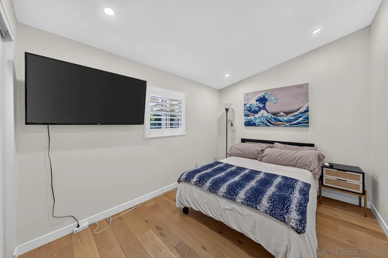 2634 Marathon Dr.