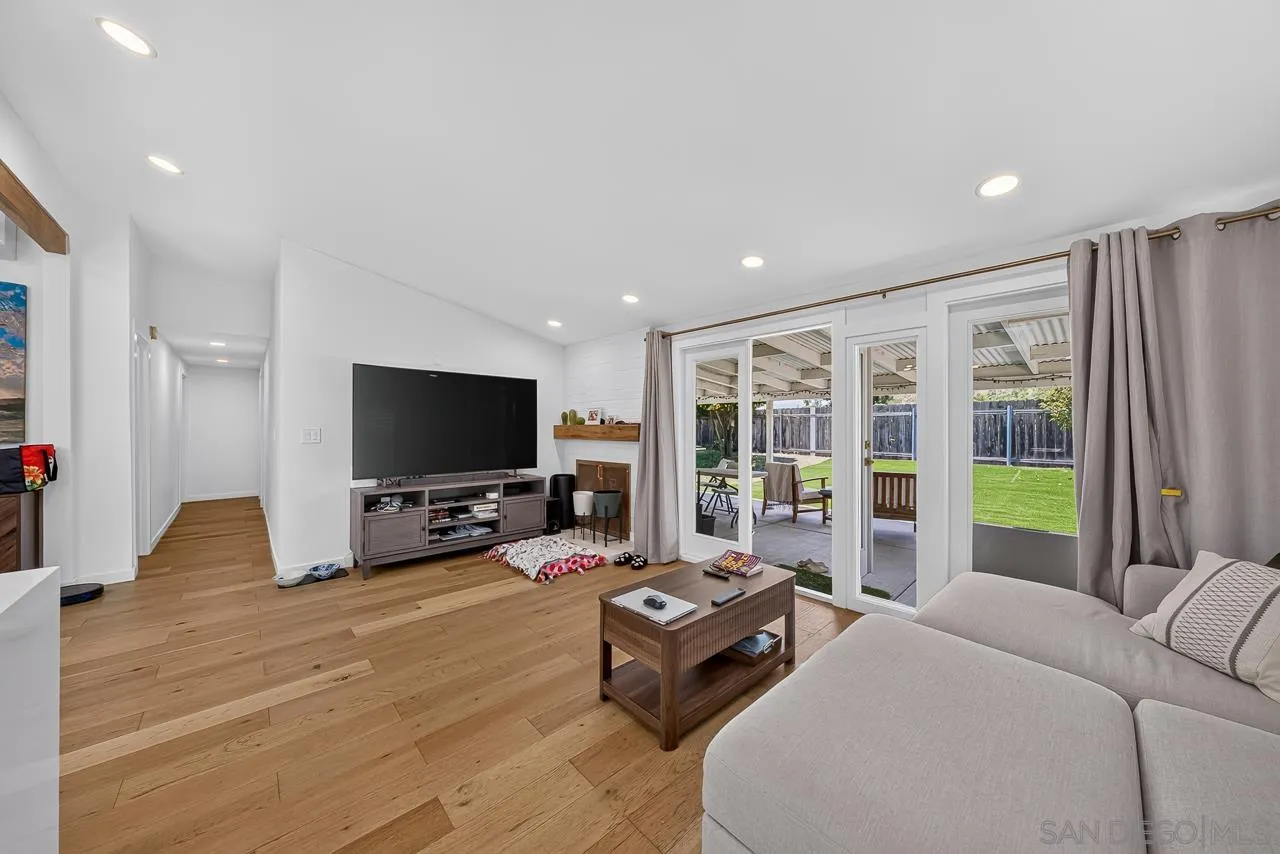 2634 Marathon Dr.