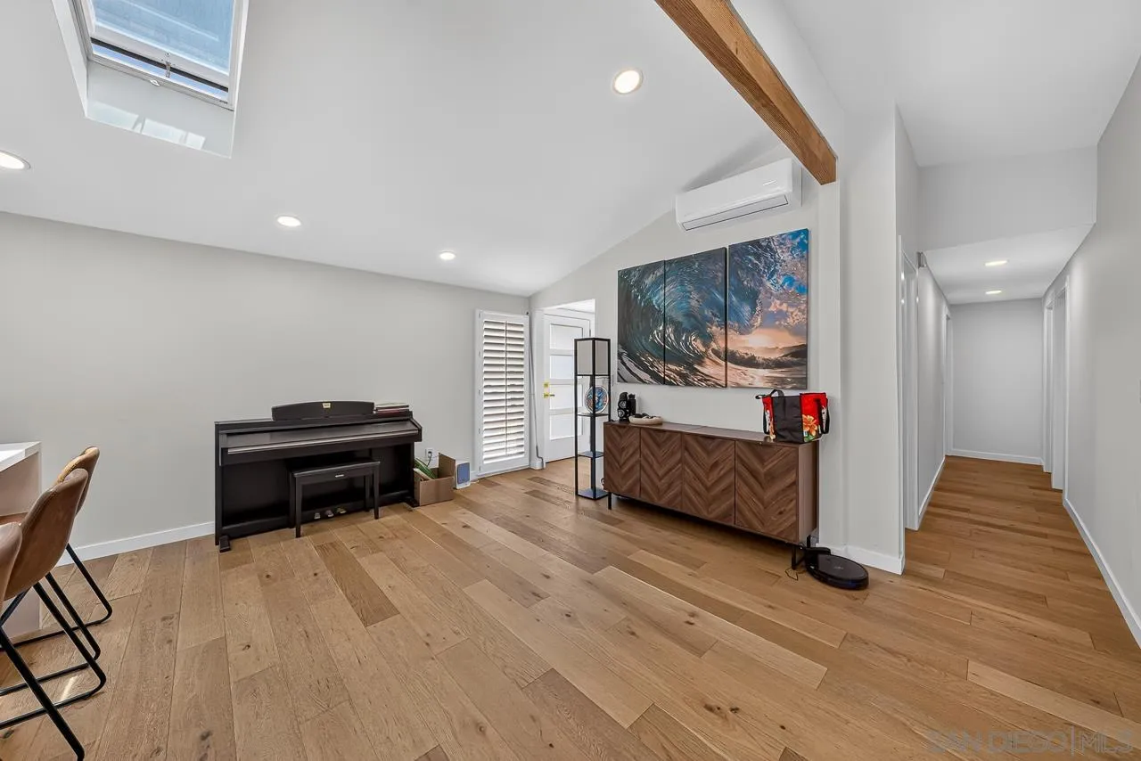 2634 Marathon Dr.