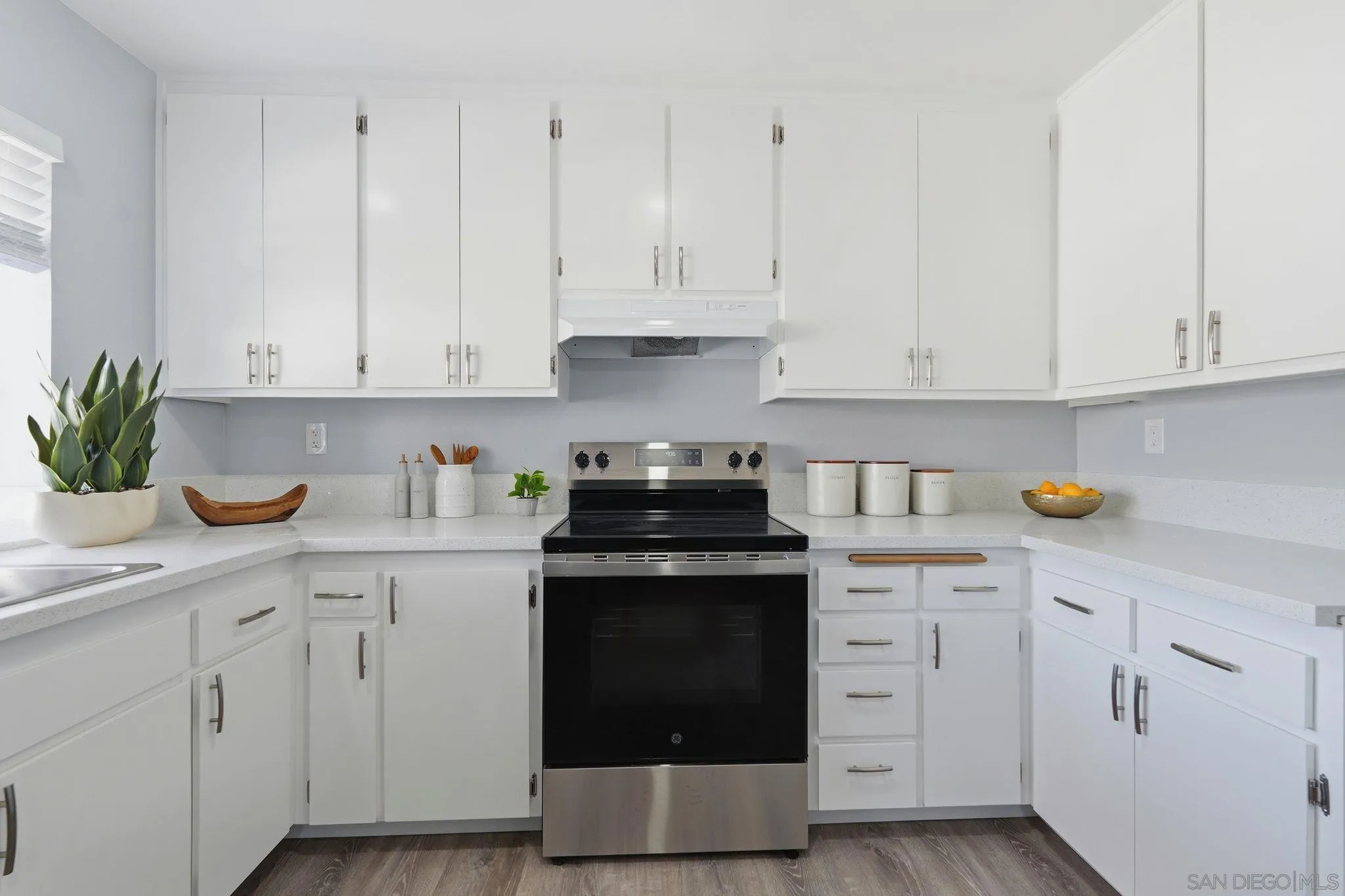 6795 Parkside