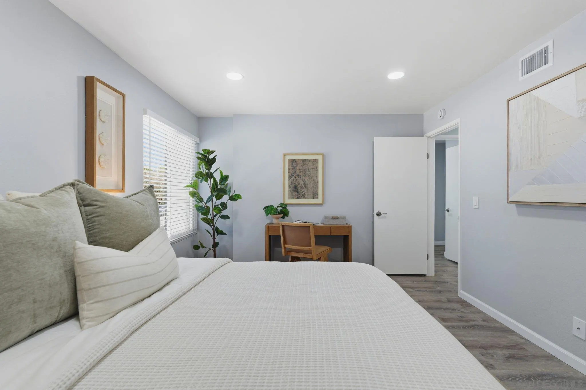 6795 Parkside