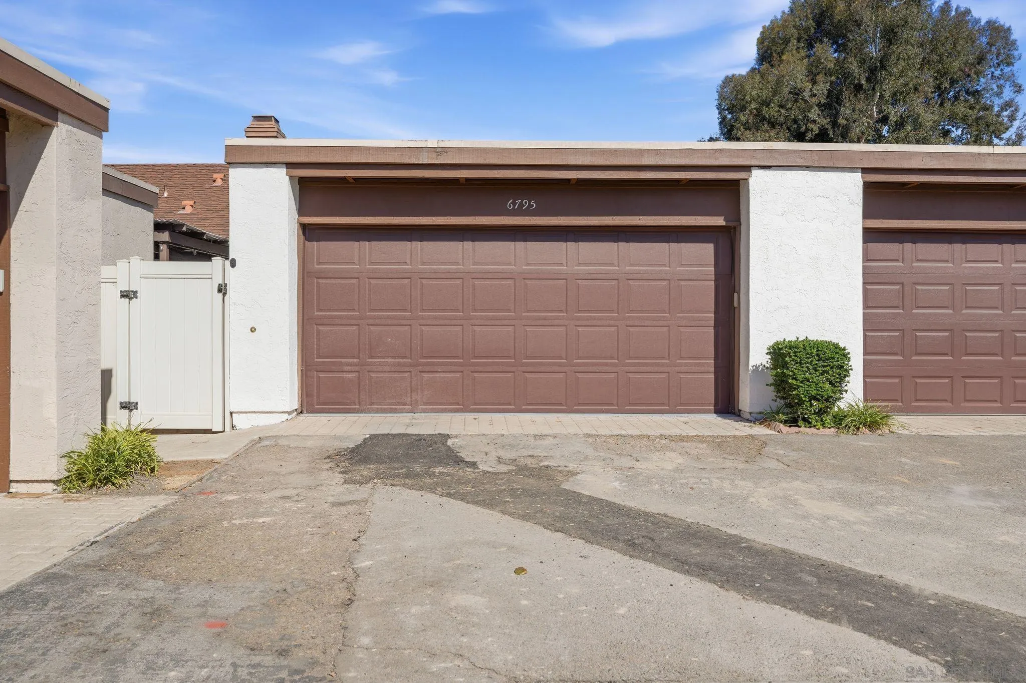 6795 Parkside
