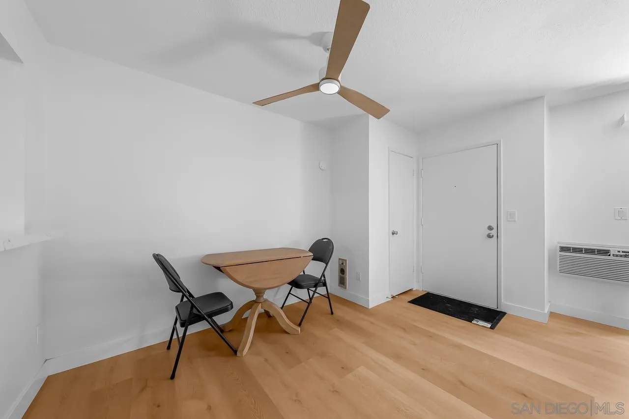 3266 Ashford St. Unit M