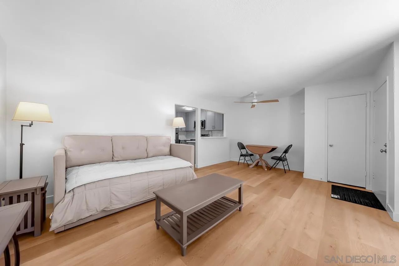3266 Ashford St. Unit M