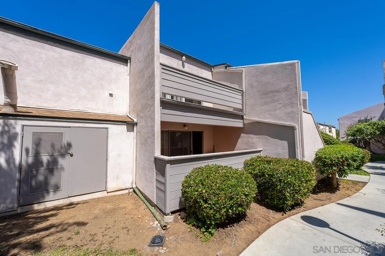 3266 Ashford St. Unit M