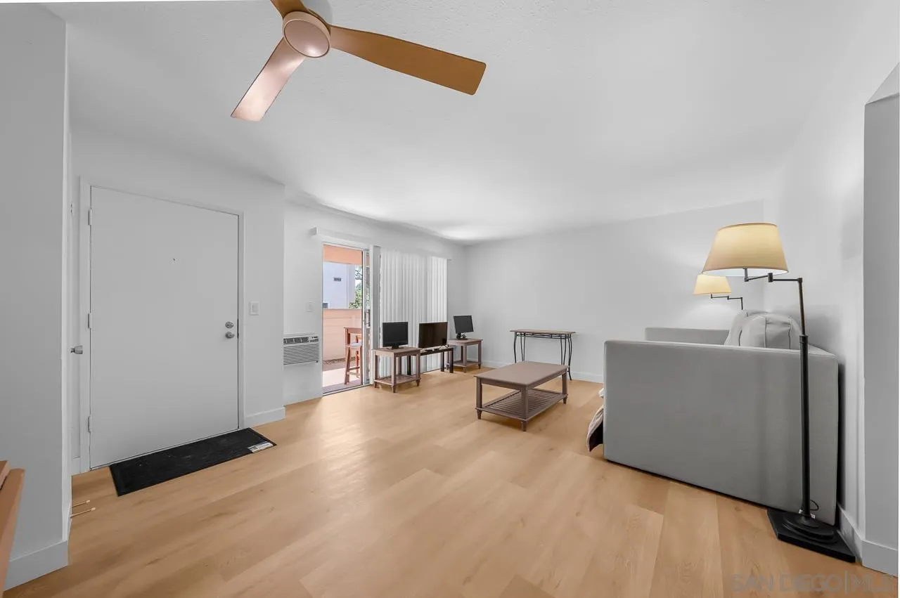 3266 Ashford St. Unit M