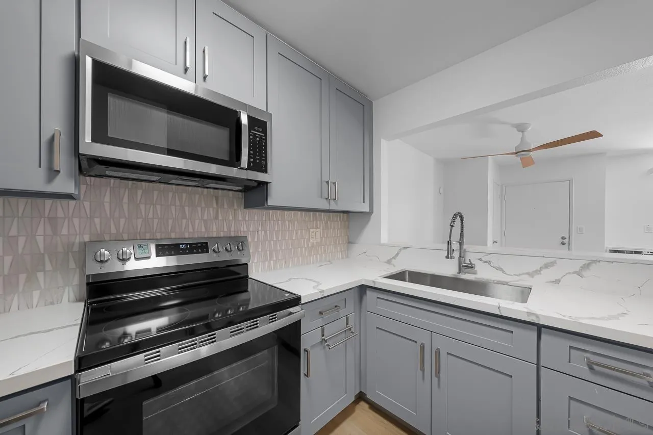 3266 Ashford St. Unit M