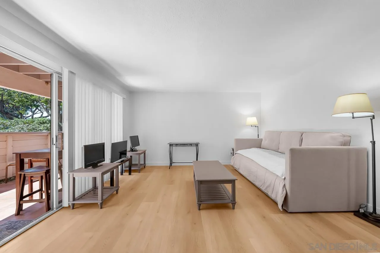 3266 Ashford St. Unit M