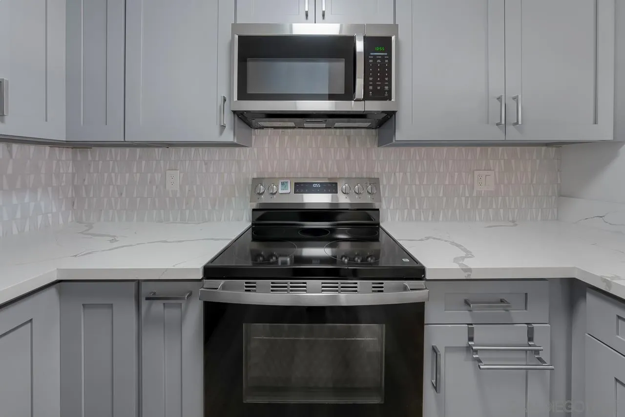 3266 Ashford St. Unit M