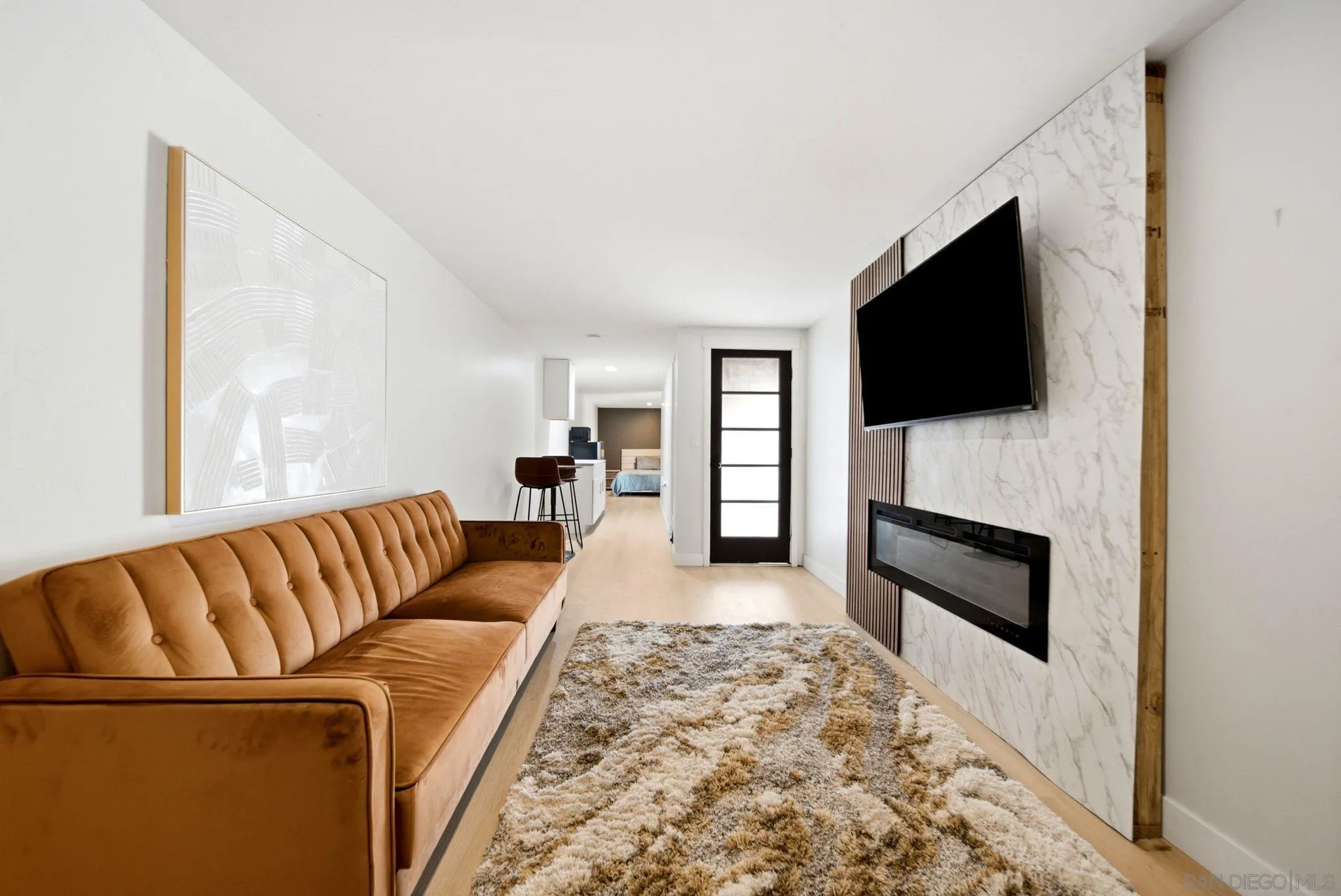 1126 San Jacinto