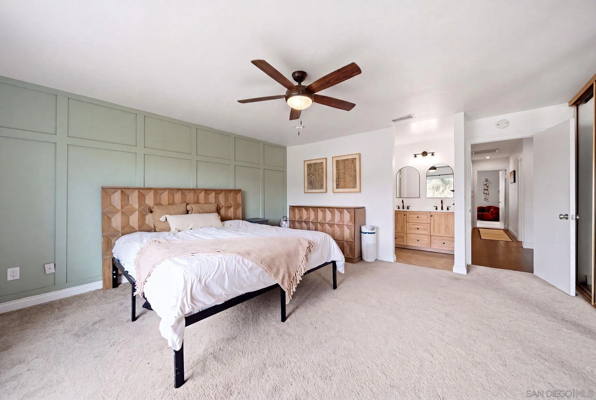 1126 San Jacinto