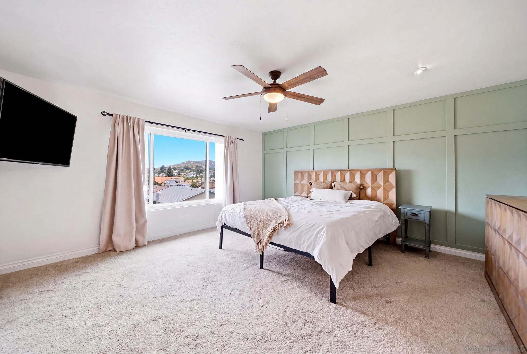 1126 San Jacinto