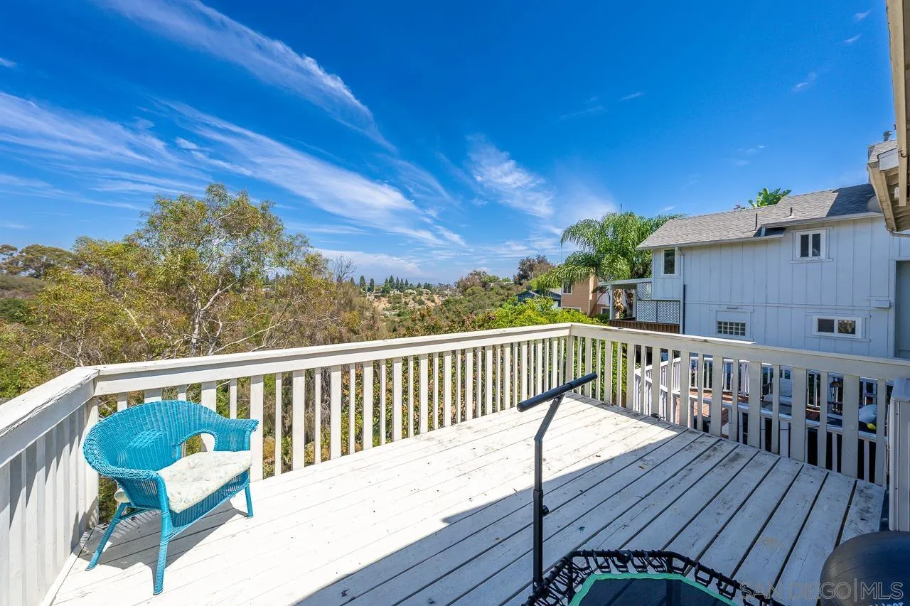 1545 Gregory St.