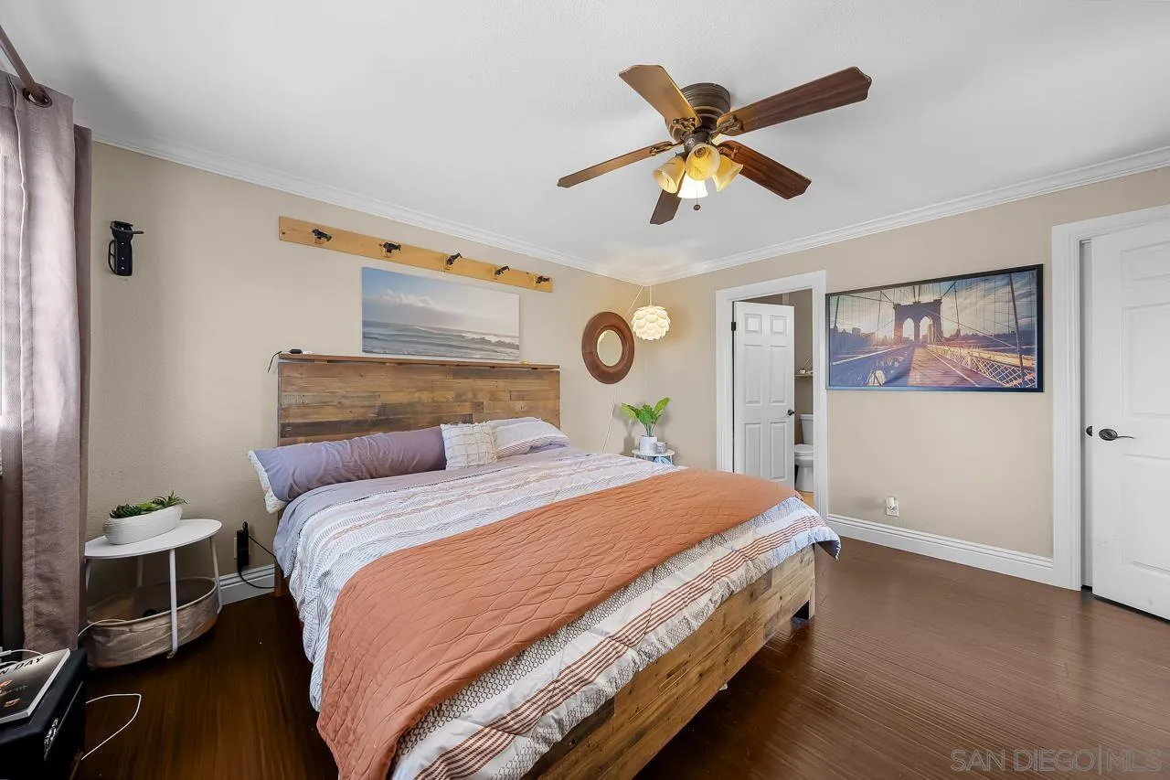1545 Gregory St.