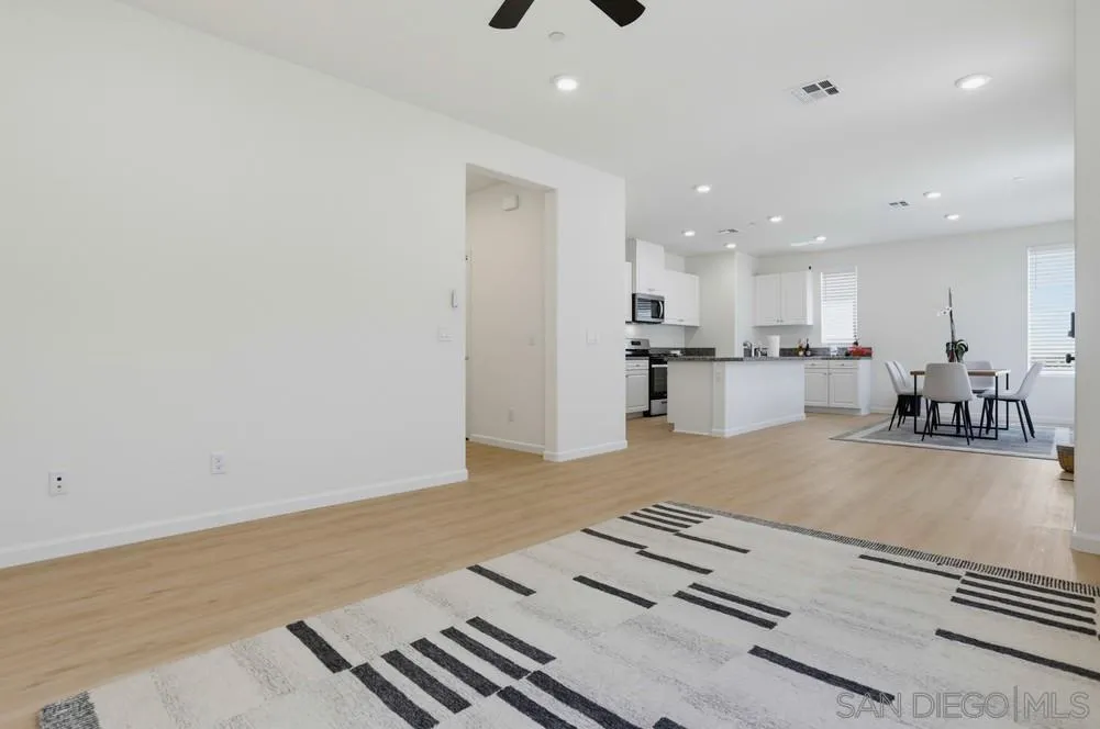 973 Bradley Way