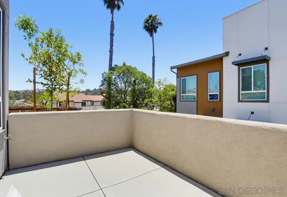 973 Bradley Way