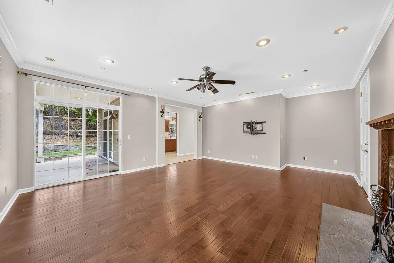 14679 Lazy Dog Way