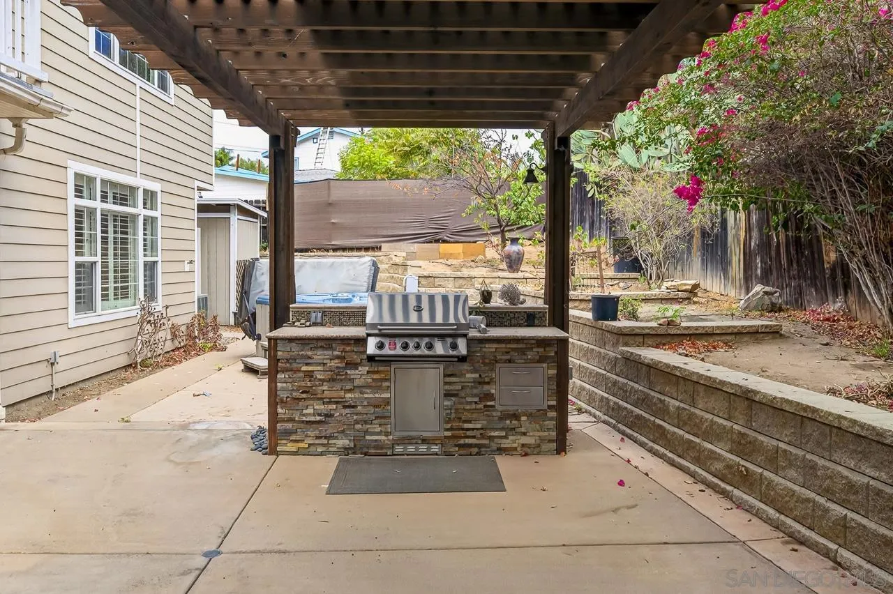 14679 Lazy Dog Way