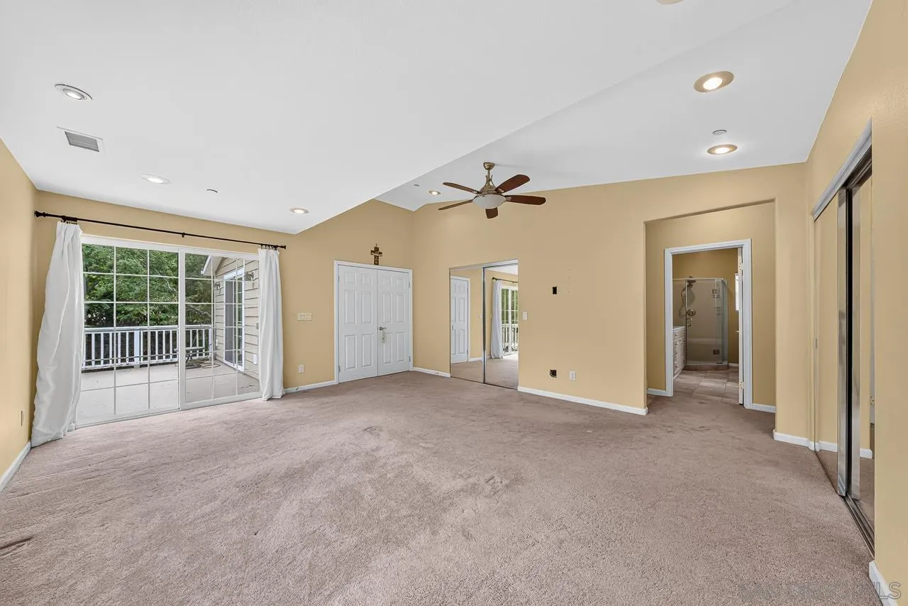 14679 Lazy Dog Way