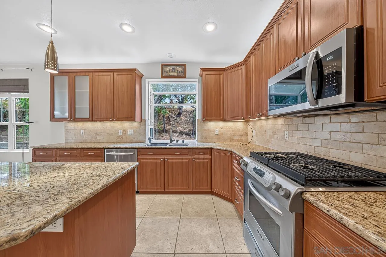 14679 Lazy Dog Way