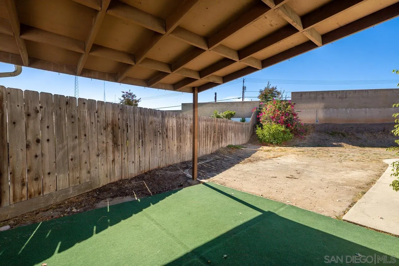 9364 Leticia Dr.