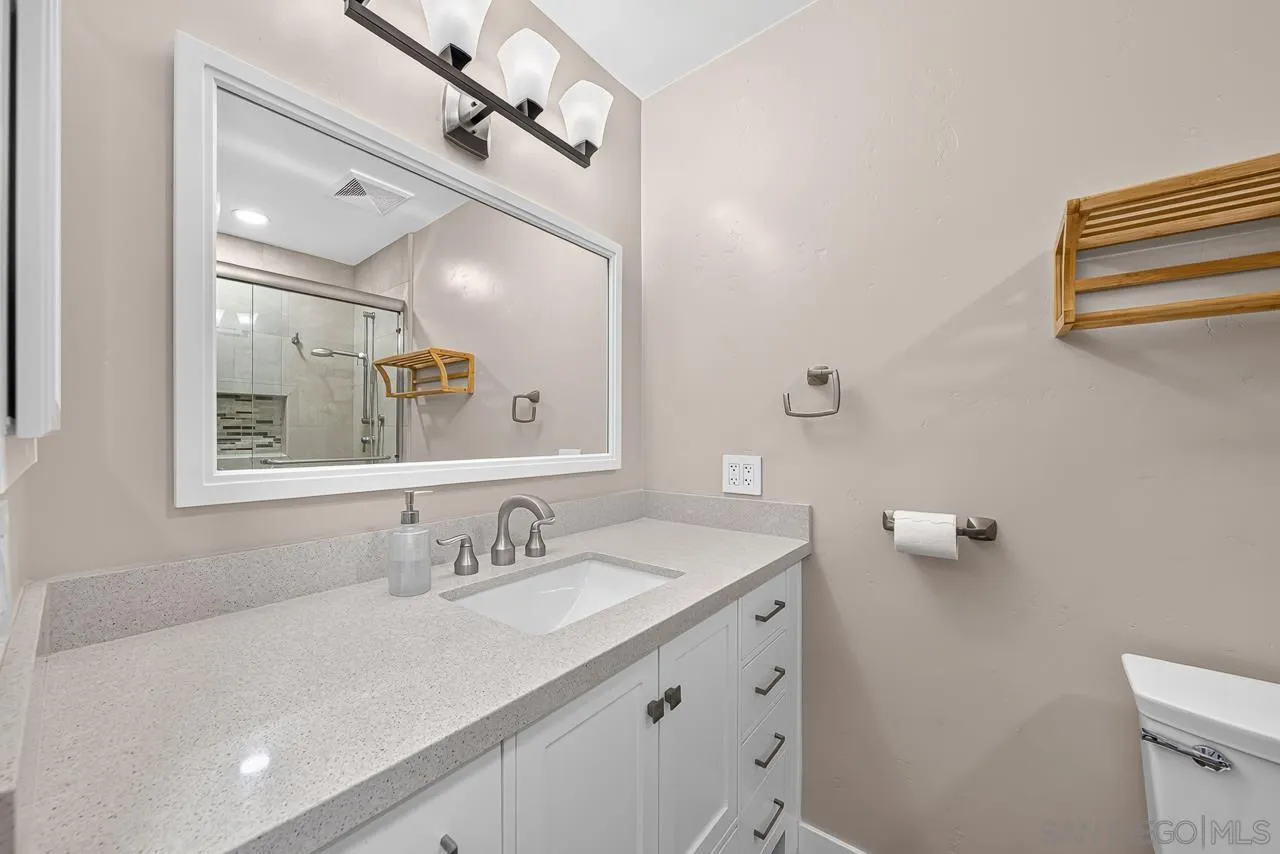 9364 Leticia Dr.
