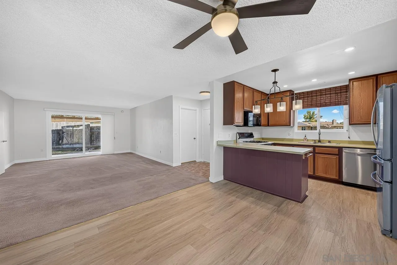 9364 Leticia Dr.