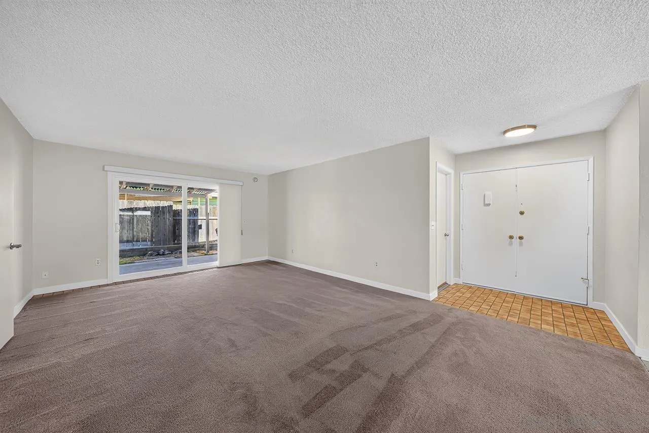 9364 Leticia Dr.