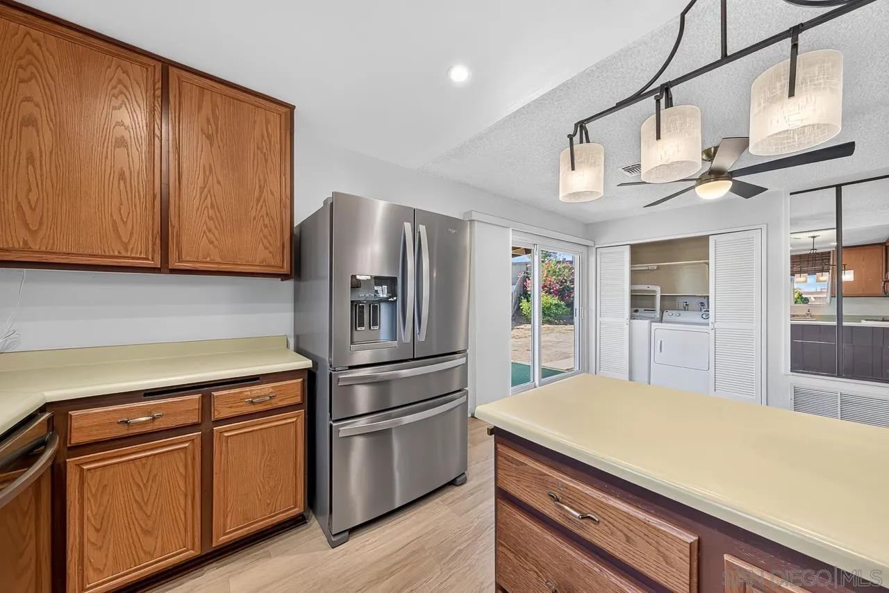 9364 Leticia Dr.