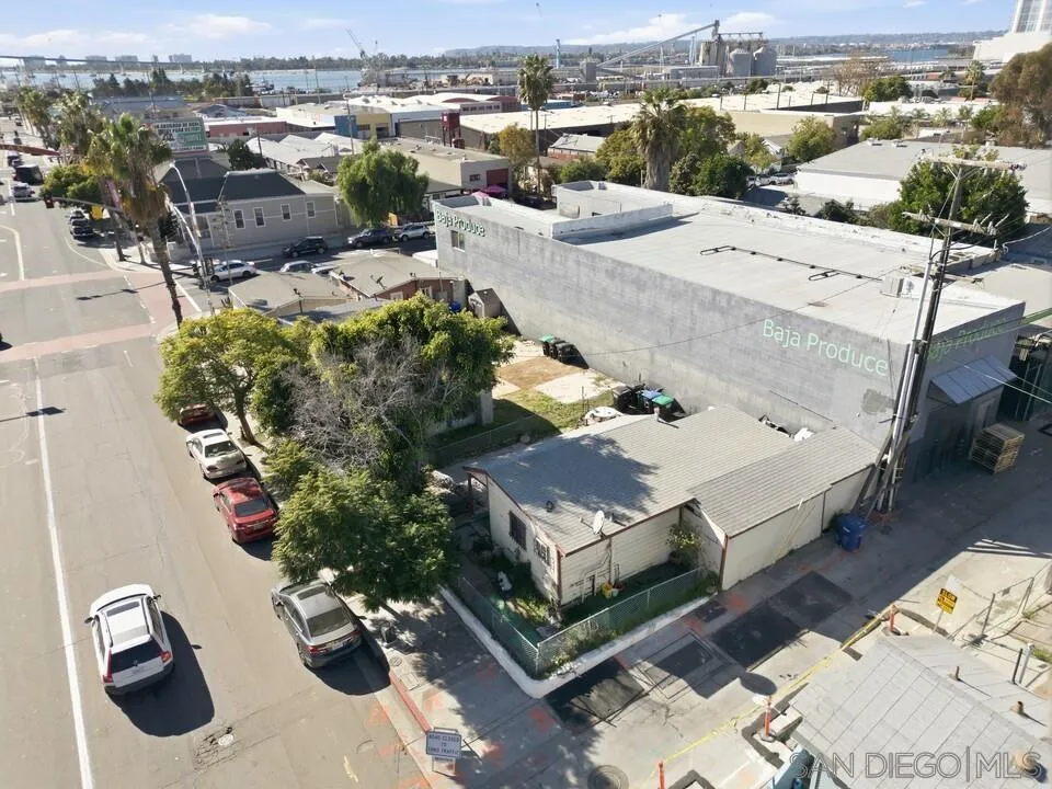1028-44 Cesar E Chavez Pkwy