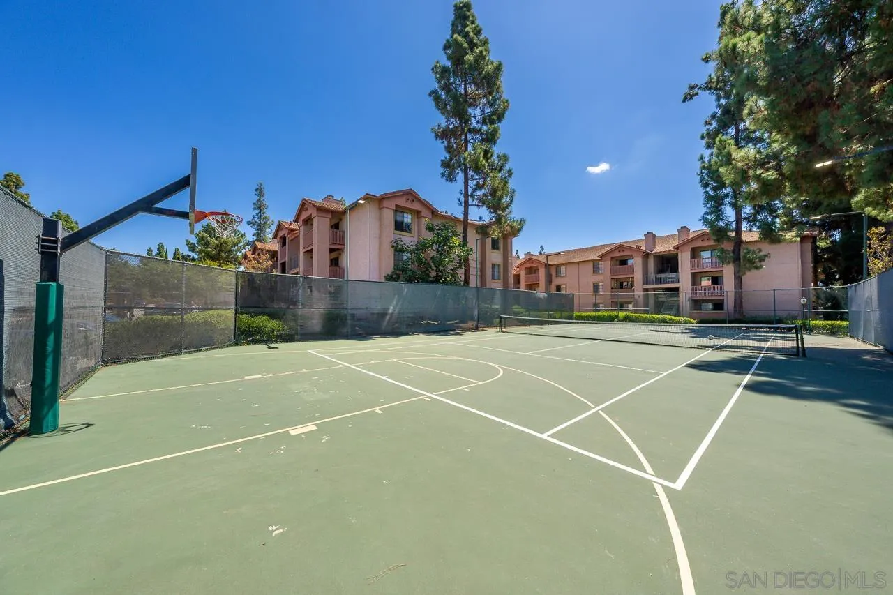 12015 Alta Carmel Ct Unit 299