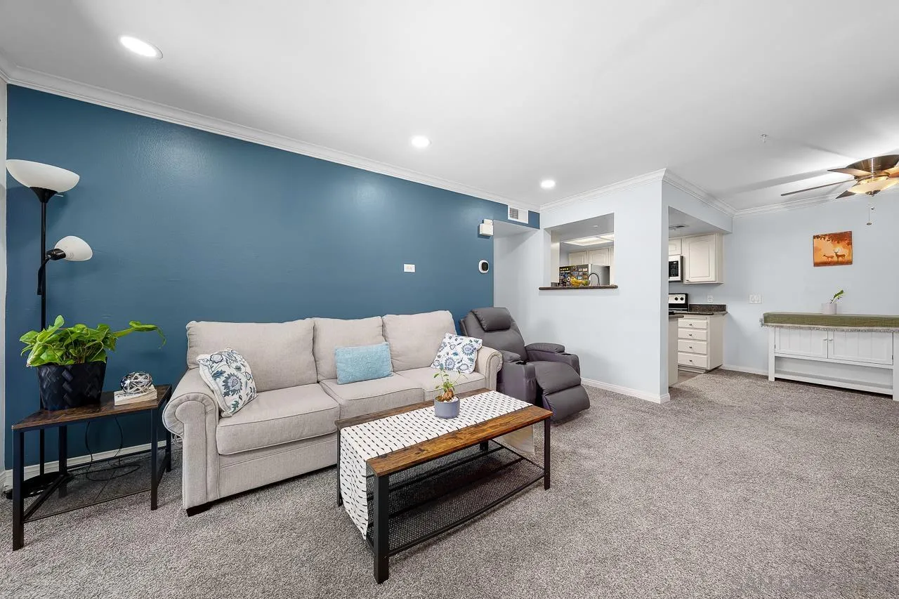 12015 Alta Carmel Ct Unit 299