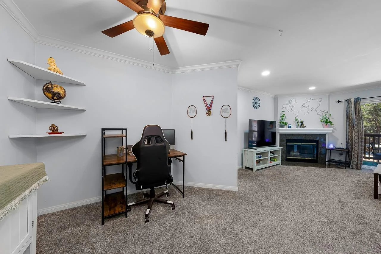 12015 Alta Carmel Ct Unit 299