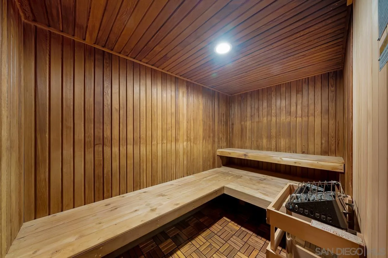 12015 Alta Carmel Ct Unit 299