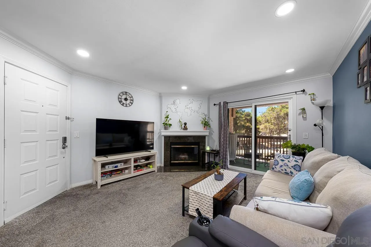 12015 Alta Carmel Ct Unit 299