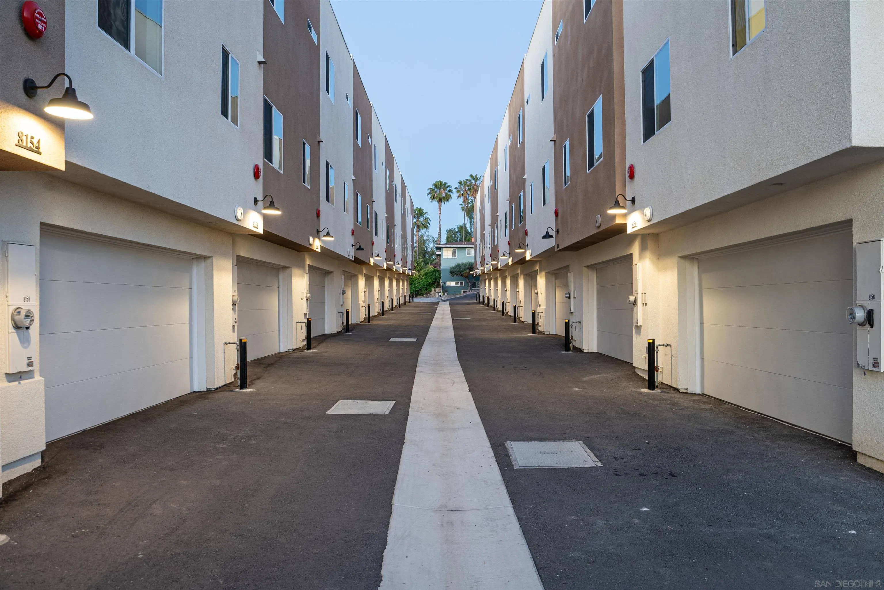 8190 Golden Ave