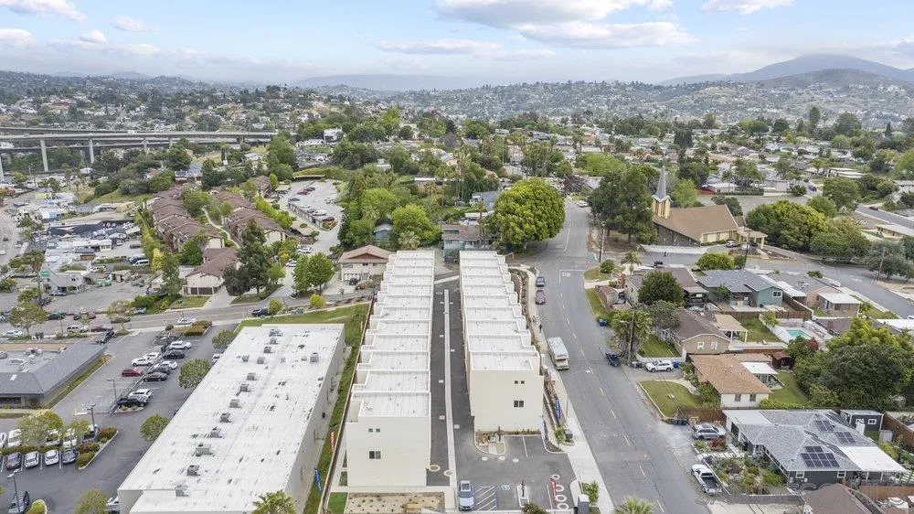 8190 Golden Ave