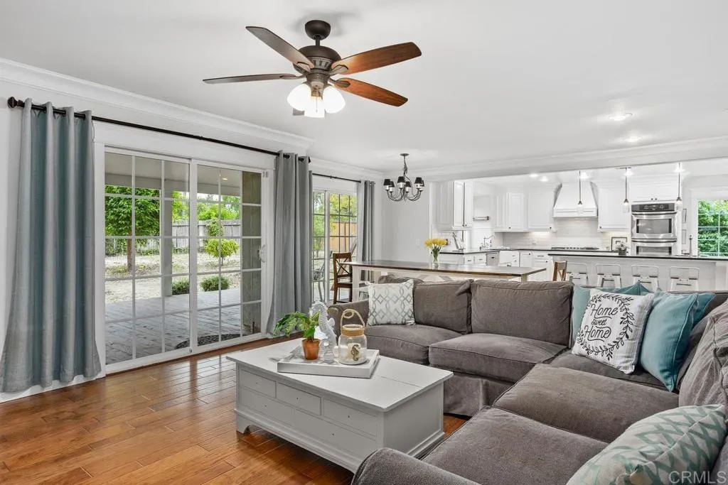 856 Oro Grande Street