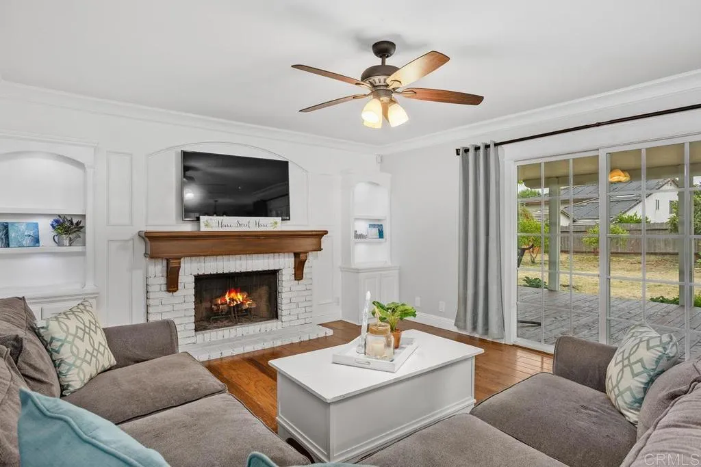 856 Oro Grande Street