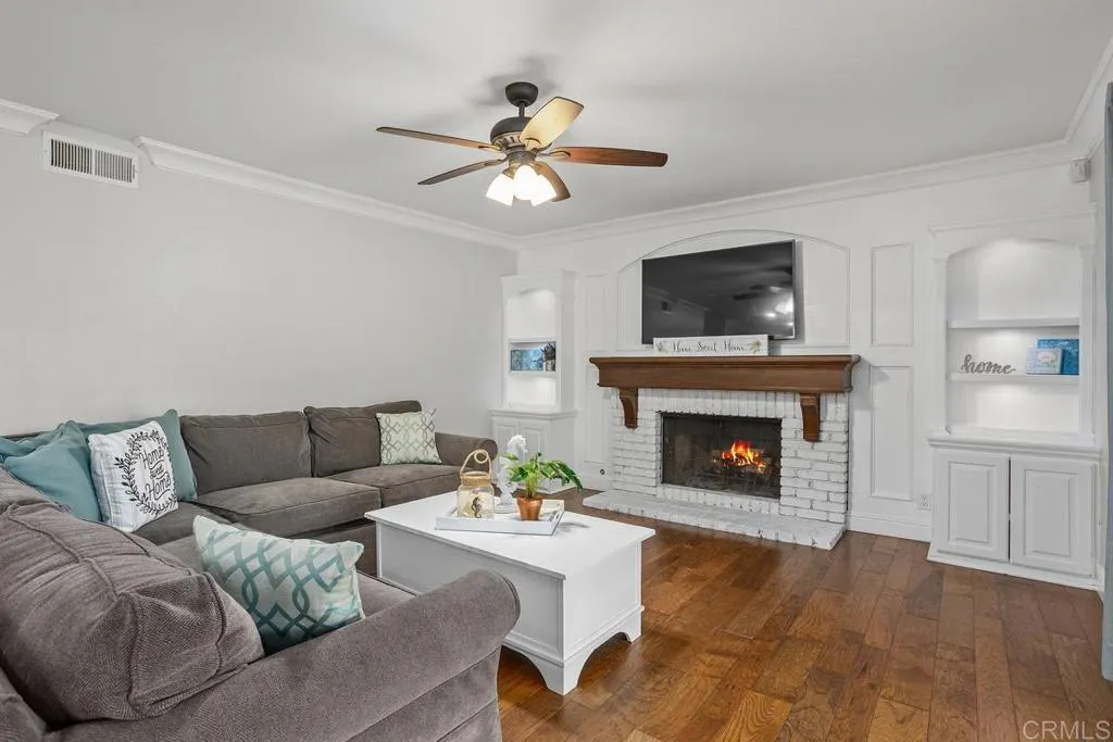 856 Oro Grande Street