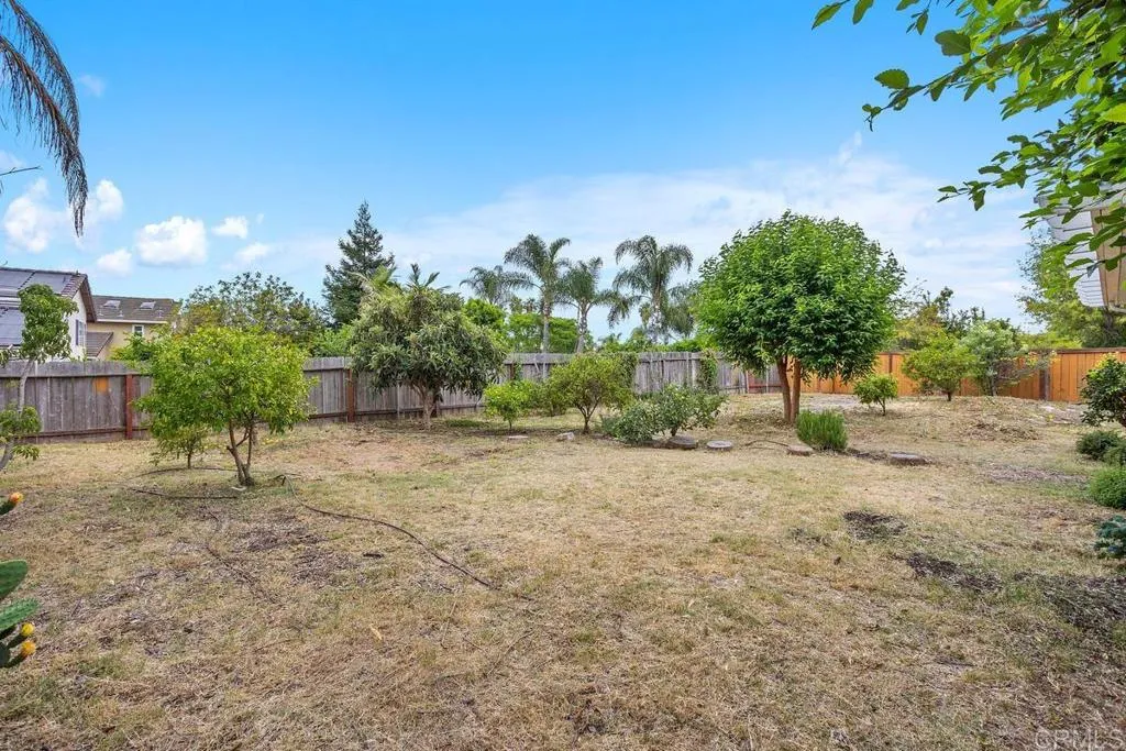 856 Oro Grande Street