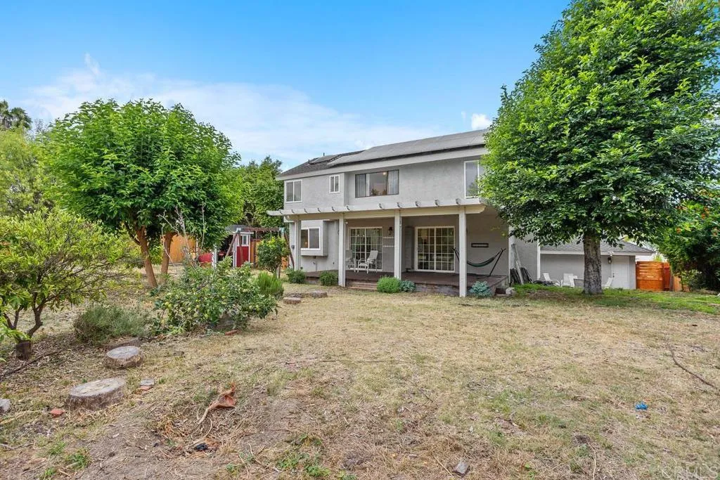 856 Oro Grande Street