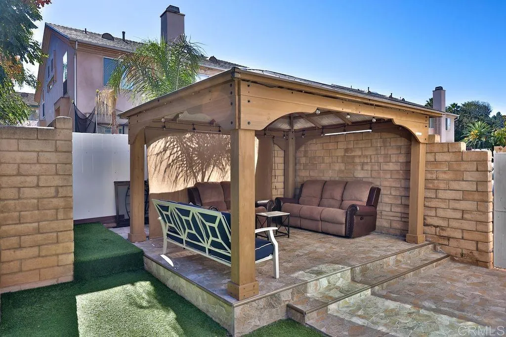 12069 Lemon Crest Drive