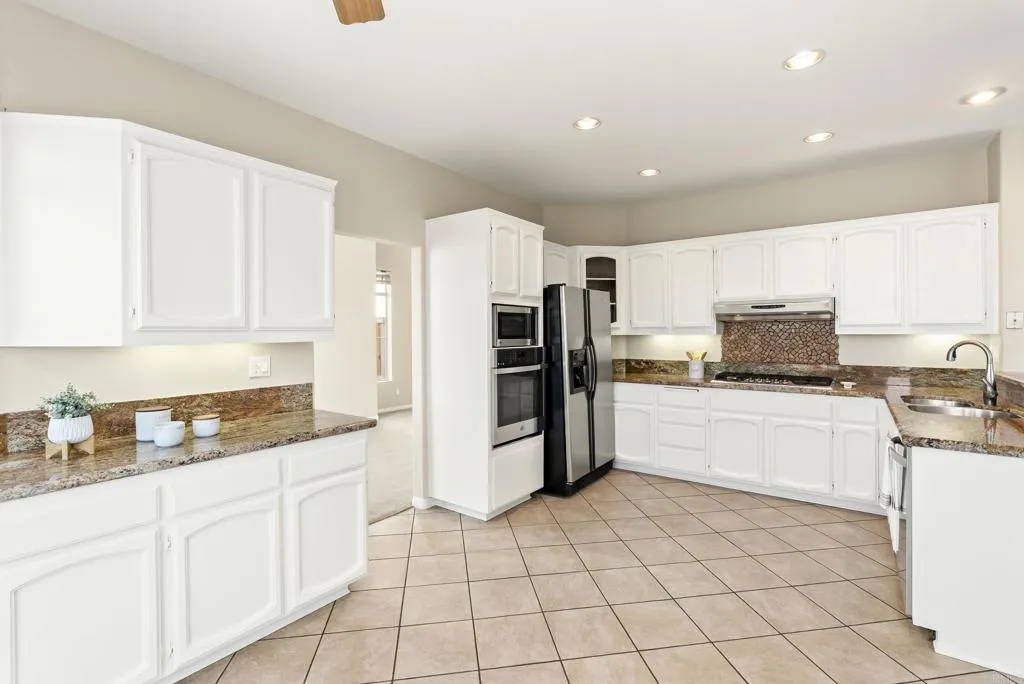2383 Forest Oaks Drive