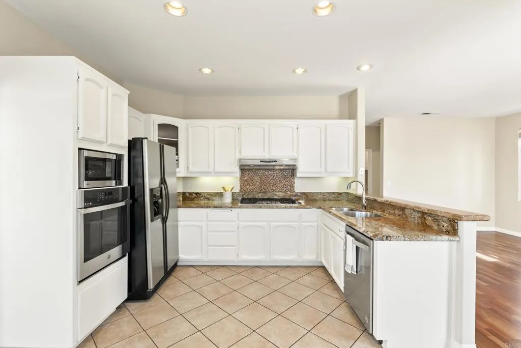 2383 Forest Oaks Drive