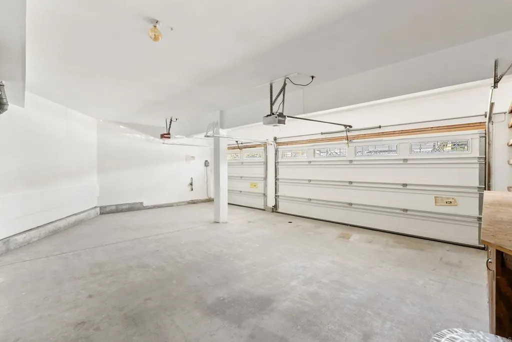 2383 Forest Oaks Drive