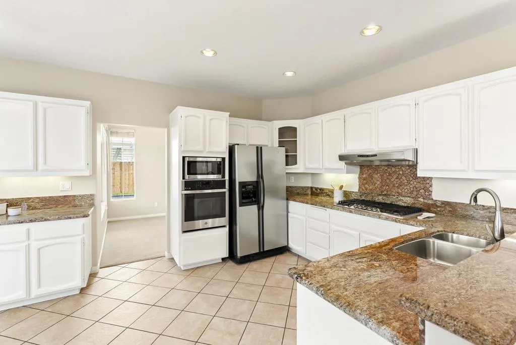 2383 Forest Oaks Drive