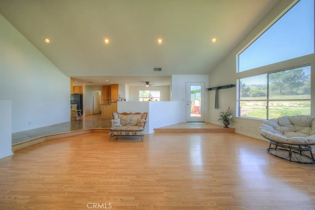 49525 Mescalero Court