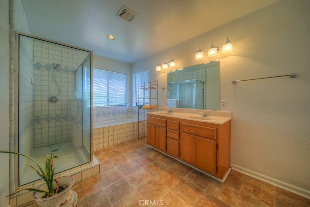 49525 Mescalero Court