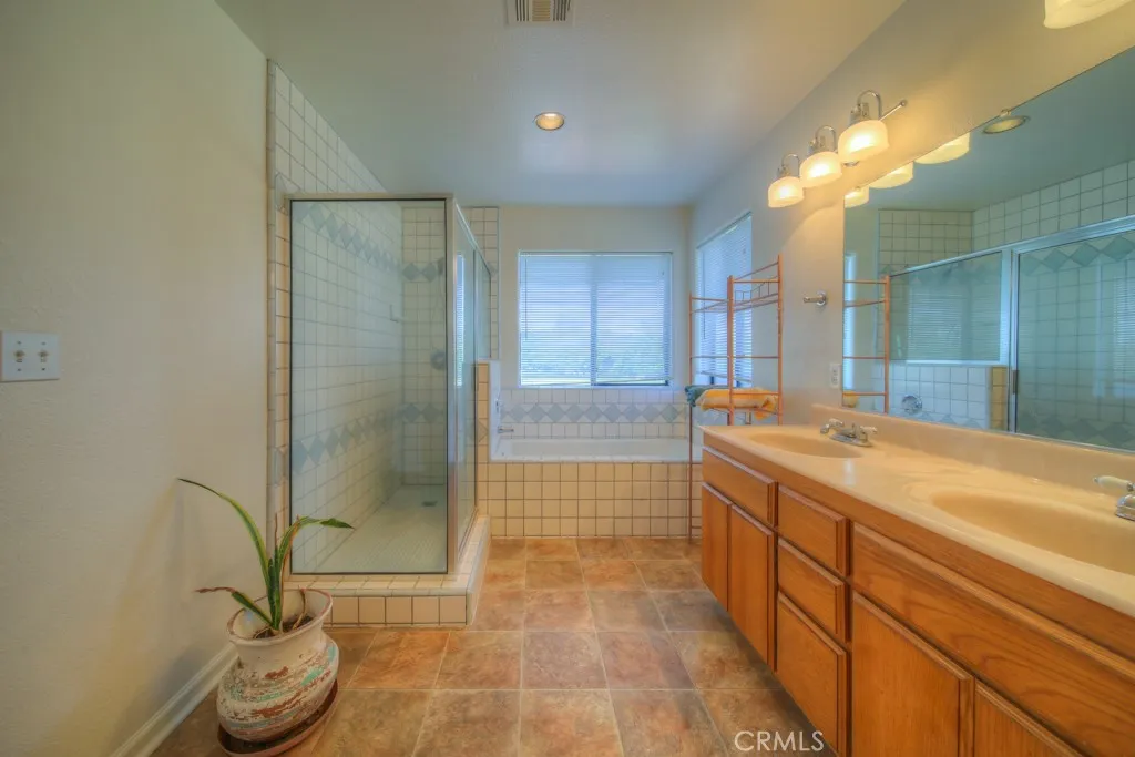 49525 Mescalero Court